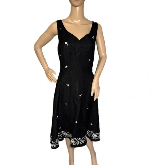PARAPHRASE Linen Blend Black Fit Flare Dress Midi Embroidered Floral Size 6 - Picture 2 of 13